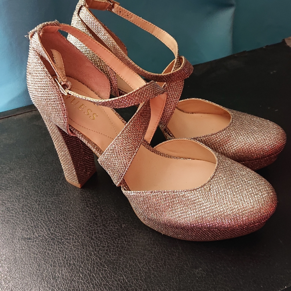 Guess high heels sboes, size 9